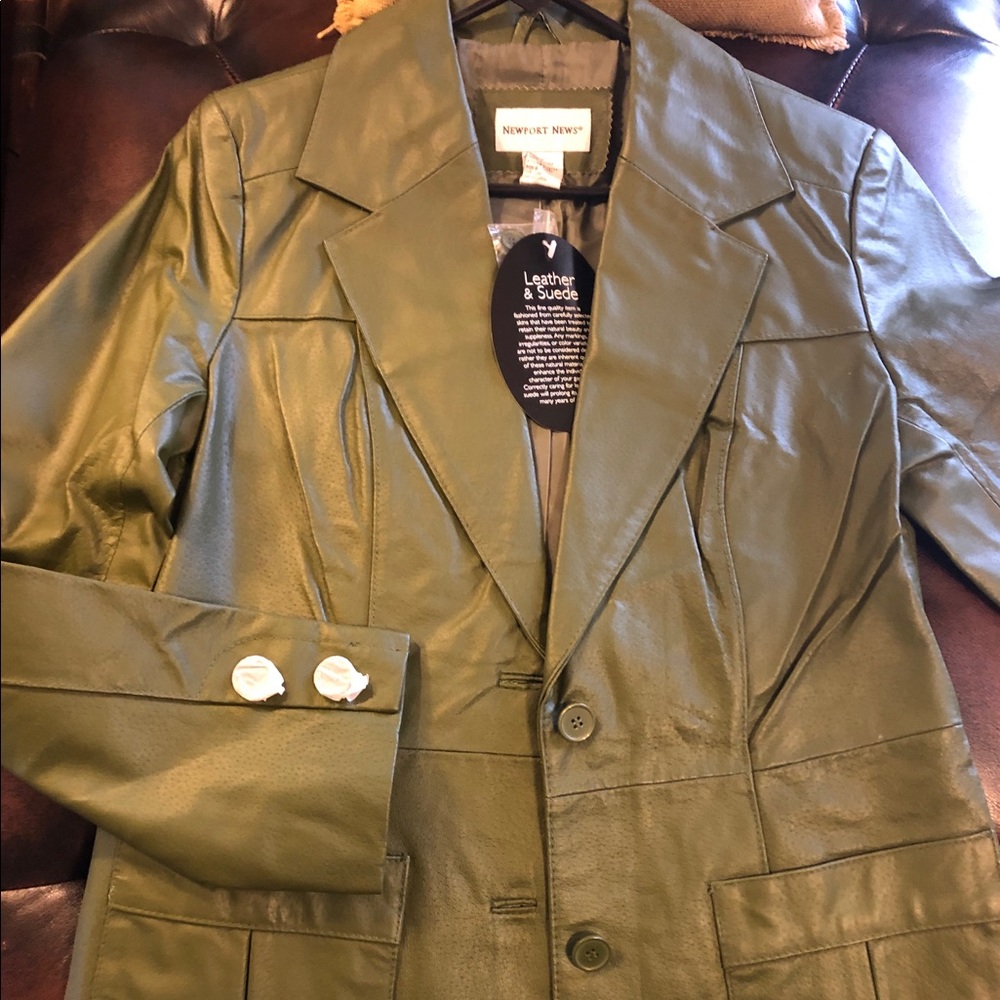 Newport News 2 pocket leather/suede blazer/jacket